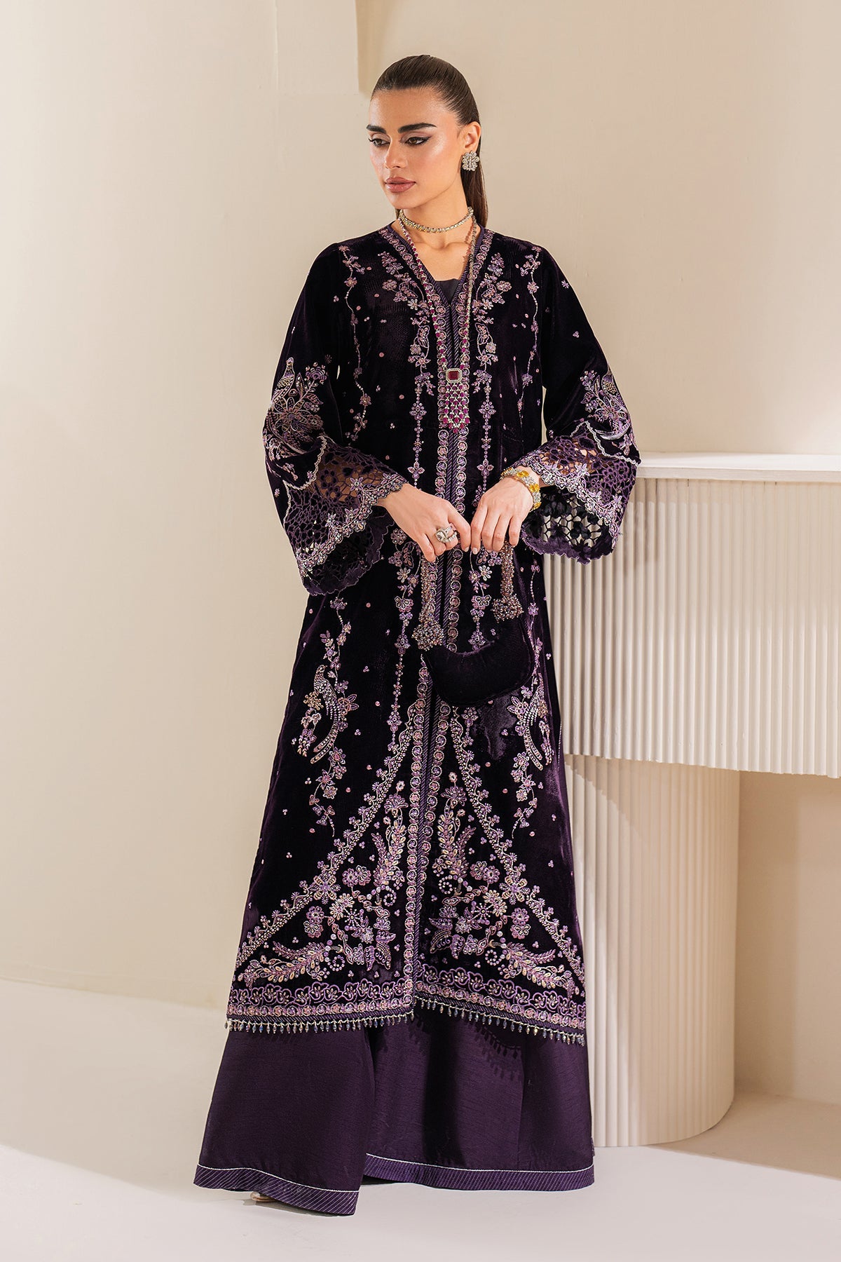 Baroque | Jahanara Luxury Velvet 24 | UF-757