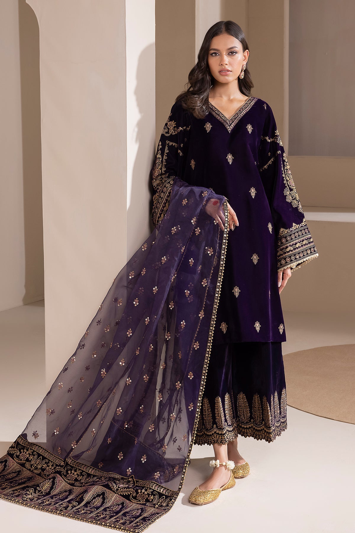 Baroque | Jahanara Luxury Velvet 23 | UF-420