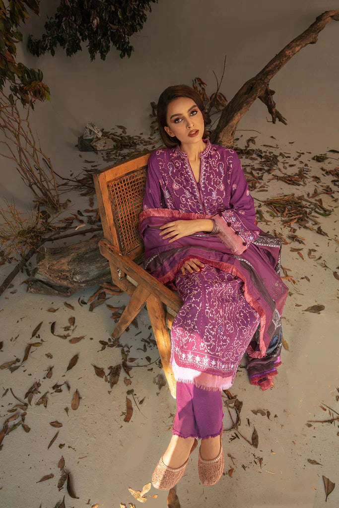 Sobia Nazir | Autumn Winter 23 | 1A - Waniyas