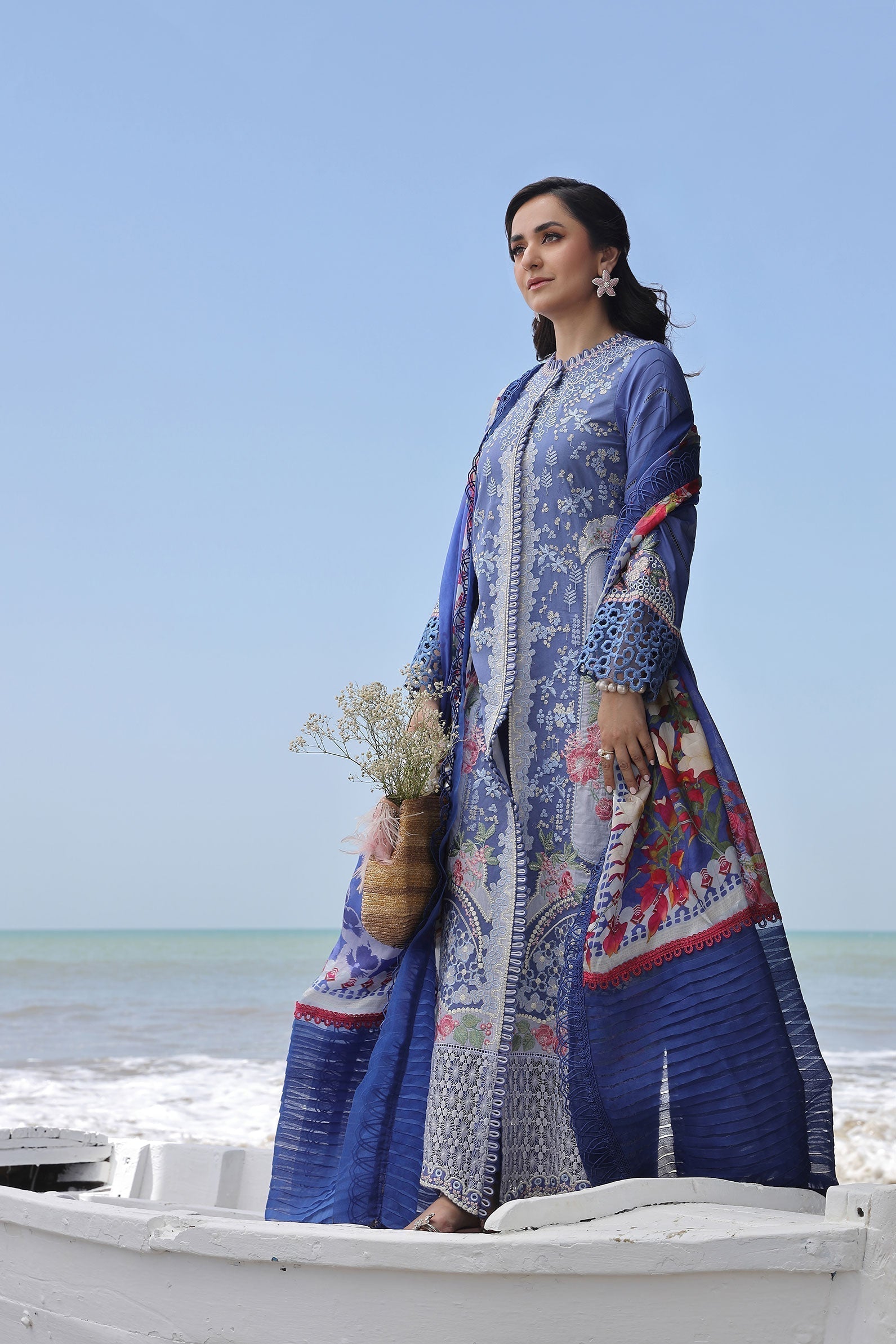 Maryam Hussain | Luxury Lawn 24 | AYRA - Waniyas