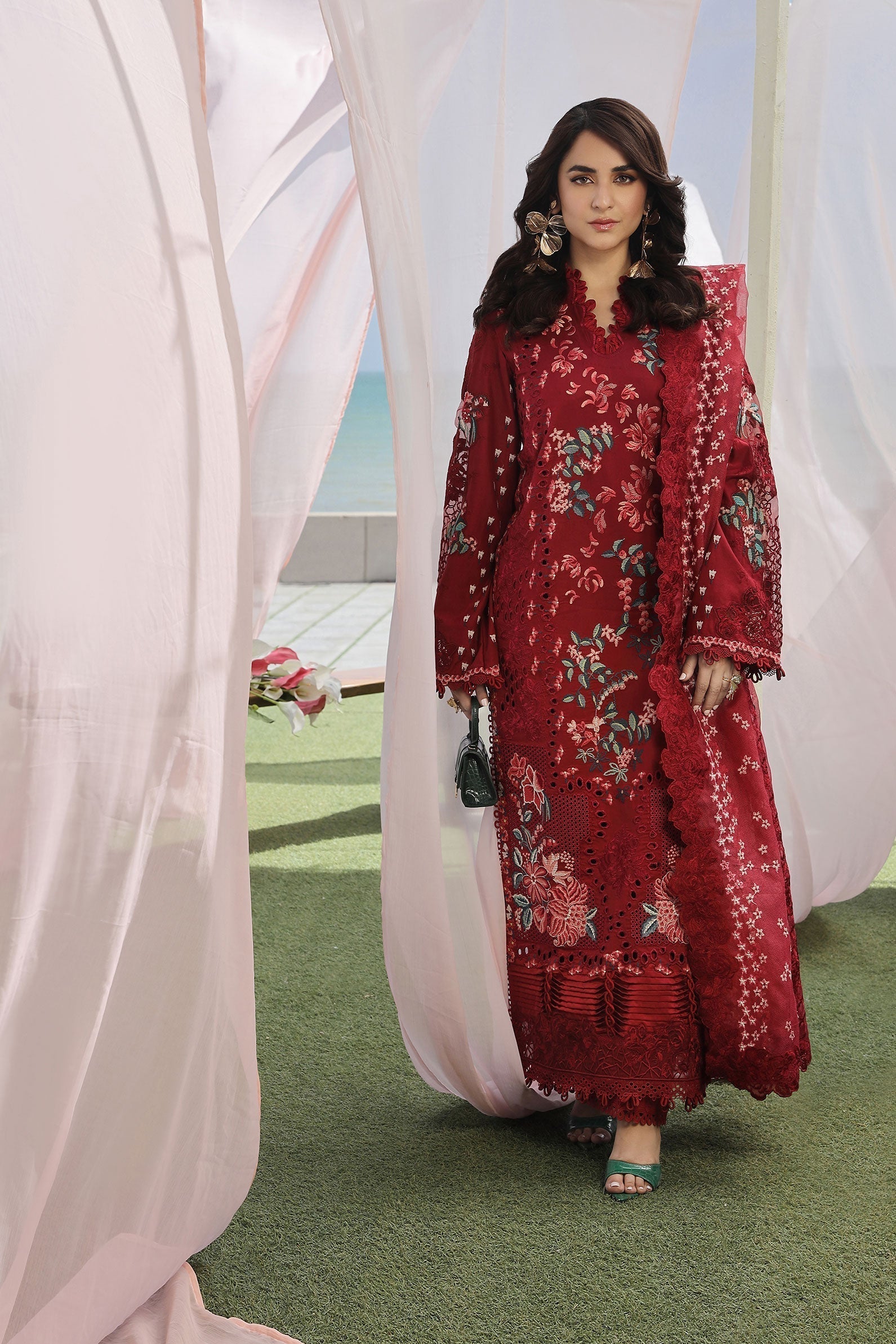 Maryam Hussain | Luxury Lawn 24 | CRIMSON - Waniyas