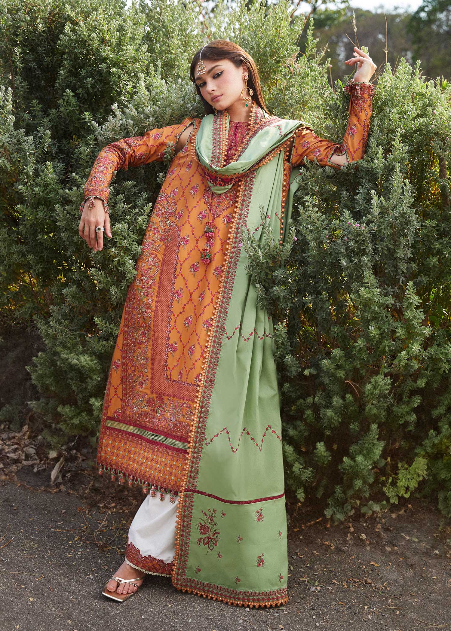 Hussain Rehar | Eid Luxury Lawn SS/24 | Amira - Waniyas