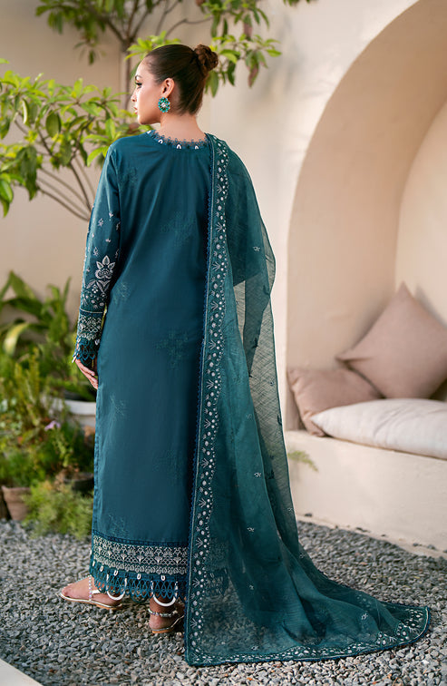 Emaan Adeel | Navaeh Luxury Pret | EDEN