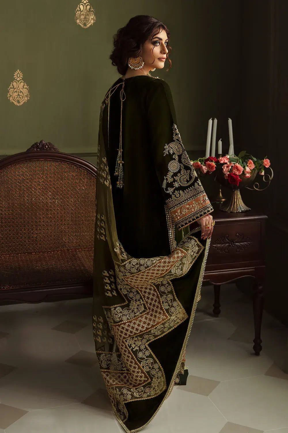 Baroque | Jahanara Luxury Velvet 23 | UF-461 - Waniyas