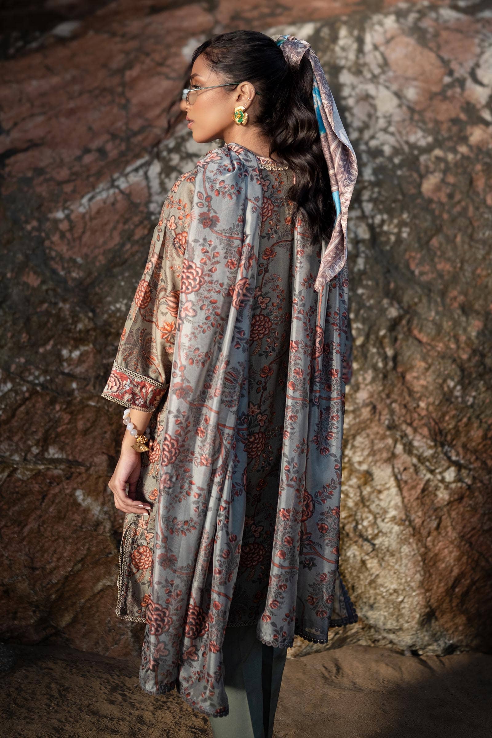 Sana Safinaz | Mahay Spring 24 | H241-016A-3CK - Waniyas