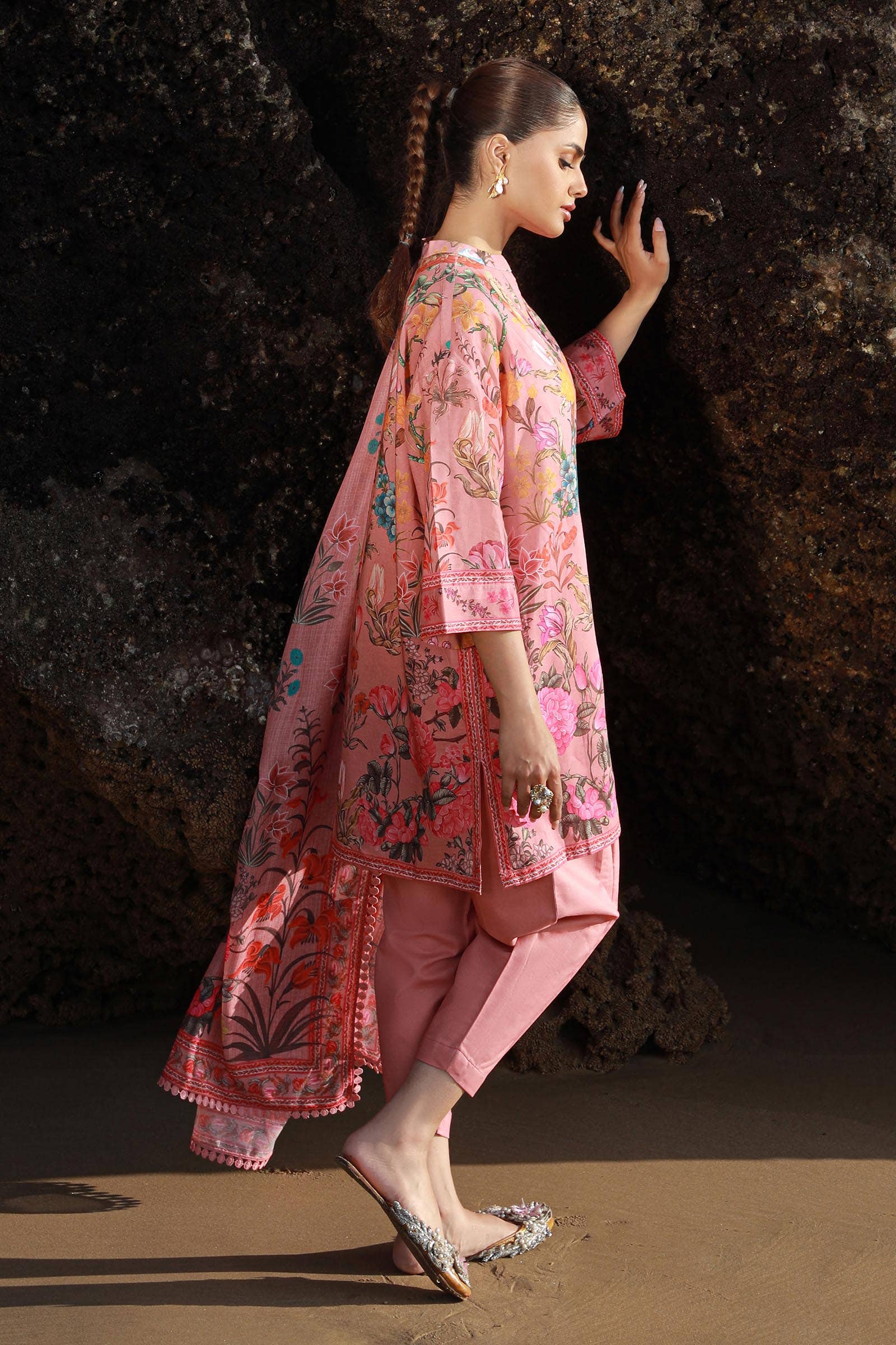 Sana Safinaz | Mahay Spring 24 | H241-019A-3CS - Waniyas